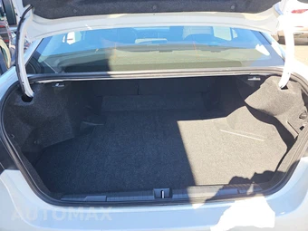 2025 Subaru Legacy Premium – miniatura 16