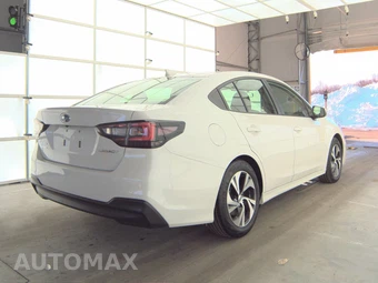 2025 Subaru Legacy Premium – miniatura 4