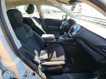 2025 Subaru Legacy Premium - miniatura 8
