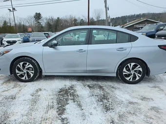 2025 Subaru Legacy Premium - miniatura 3