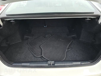 2025 Subaru Legacy Premium - miniatura 16