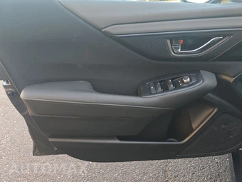 2025 Subaru Legacy Premium – miniatura 9
