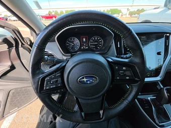 2025 Subaru Outback Onyx Edition - miniatura 10