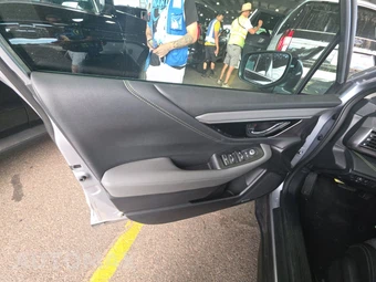2025 Subaru Outback Onyx Edition - miniatura 15