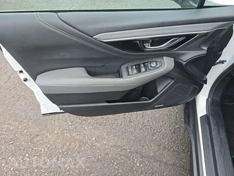 2025 Subaru Outback Onyx Edition - miniatura 9