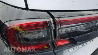 2025 Subaru Outback Premium - miniatura 18