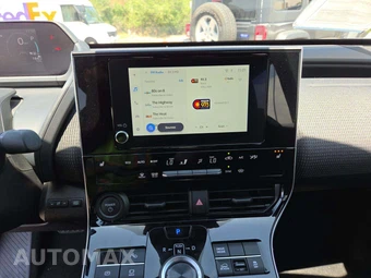 2025 Subaru Solterra Premium - miniatura 7