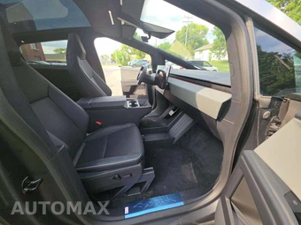 2025 Tesla Cybertruck Crew Cab Medium Bed - miniatura 15