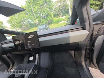 2025 Tesla Cybertruck Crew Cab Medium Bed - miniatura 16