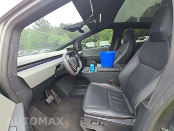2025 Tesla Cybertruck Crew Cab Medium Bed - miniatura 6
