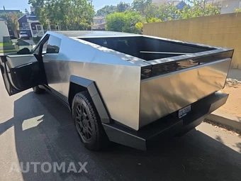 2025 Tesla Cybertruck Crew Cab Medium Bed - miniatura 6