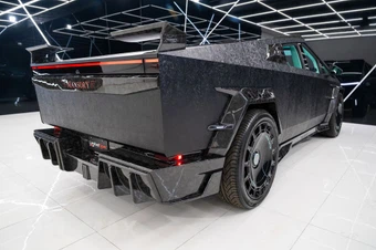 2025 Tesla Cybertruck Crew Cab Medium Bed - miniatura 18