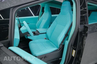 2025 Tesla Cybertruck Crew Cab Medium Bed - miniatura 24