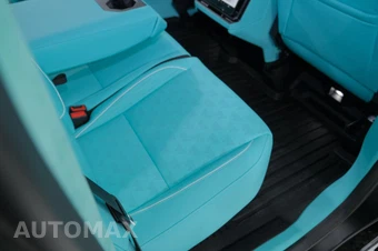 2025 Tesla Cybertruck Crew Cab Medium Bed - miniatura 38