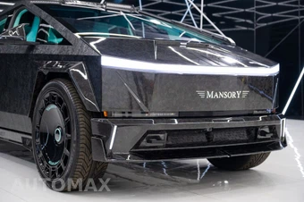 2025 Tesla Cybertruck Crew Cab Medium Bed - miniatura 5