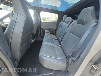 2025 Tesla Cybertruck Crew Cab Medium Bed - miniatura 13