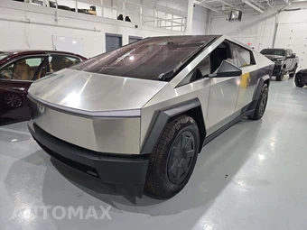 2025 Tesla Cybertruck Crew Cab Medium Bed