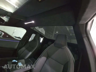 2025 Tesla Cybertruck Crew Cab Medium Bed - miniatura 11