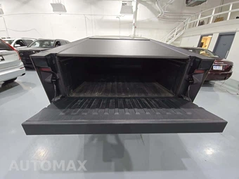 2025 Tesla Cybertruck Crew Cab Medium Bed - miniatura 14
