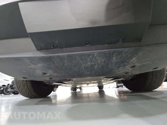 2025 Tesla Cybertruck Crew Cab Medium Bed - miniatura 15