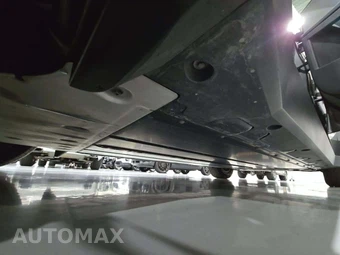 2025 Tesla Cybertruck Crew Cab Medium Bed - miniatura 18
