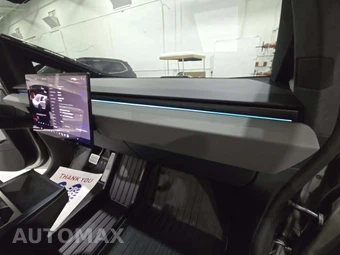 2025 Tesla Cybertruck Crew Cab Medium Bed - miniatura 20
