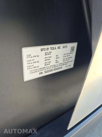 2025 Tesla Cybertruck Long Range Crew Cab Medium Bed - miniatura 2