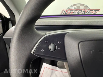 2025 Tesla Model 3 - miniatura 14