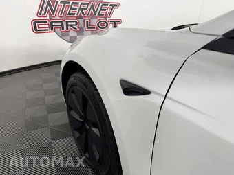 2025 Tesla Model 3 - miniatura 23