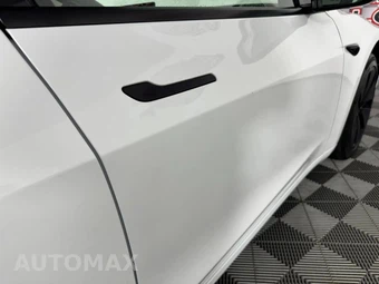 2025 Tesla Model 3 - miniatura 31