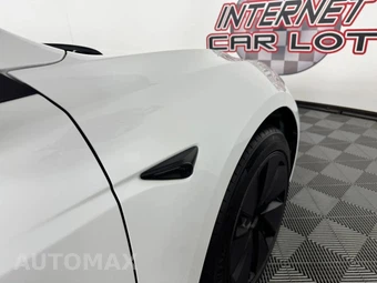 2025 Tesla Model 3 - miniatura 32