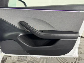 2025 Tesla Model 3 - miniatura 41