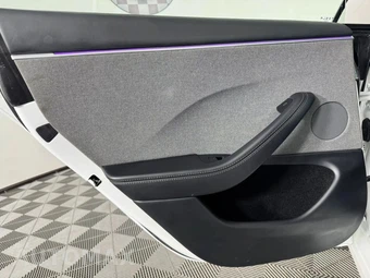 2025 Tesla Model 3 - miniatura 42
