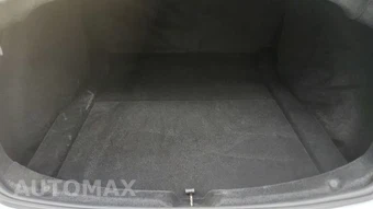 2025 Tesla Model 3 Long Range - miniatura 30