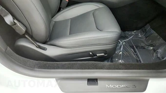 2025 Tesla Model 3 Long Range - miniatura 36