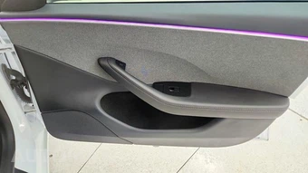 2025 Tesla Model 3 Long Range - miniatura 37