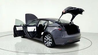 2025 Tesla Model 3 Long Range - miniatura 16