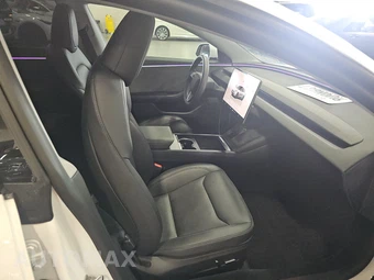 2025 Tesla Model 3 Long Range - miniatura 8