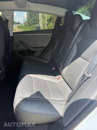 2025 Tesla Model 3 Long Range - miniatura 10