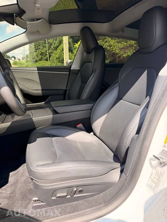 2025 Tesla Model 3 Long Range - miniatura 15