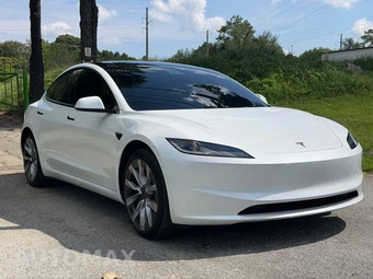 2025 Tesla Model 3 Long Range - miniatura 7
