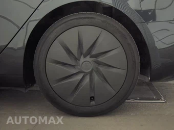 2025 Tesla Model 3 Long Range - miniatura 12
