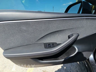 2025 Tesla Model 3 Long Range - miniatura 15
