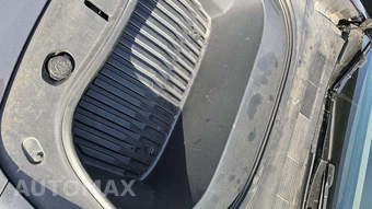 2025 Tesla Model 3 Long Range - miniatura 30
