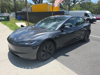 2025 Tesla Model 3 Long Range
