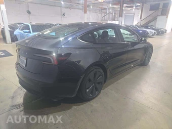 2025 Tesla Model 3 Long Range - miniatura 3