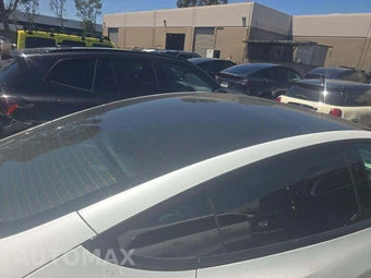 2025 Tesla Model 3 Long Range - miniatura 12