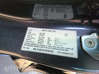 2025 Tesla Model 3 Long Range - miniatura 5