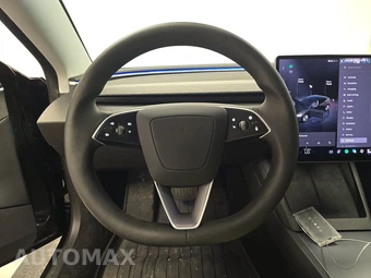 2025 Tesla Model 3 Long Range - miniatura 10