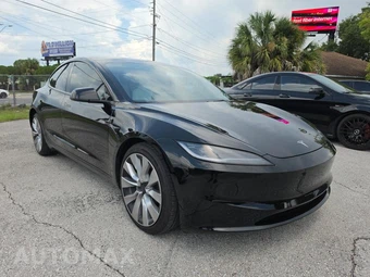 2025 Tesla Model 3 Long Range - miniatura 3